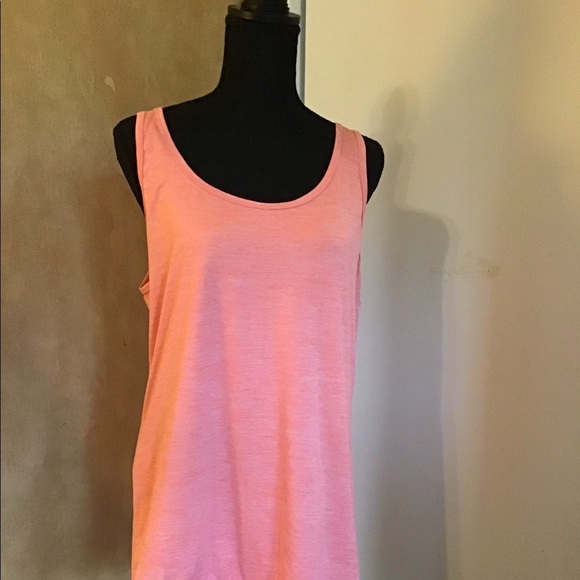 Champion Sleeveless Workout Tee - Picture 2 of 5